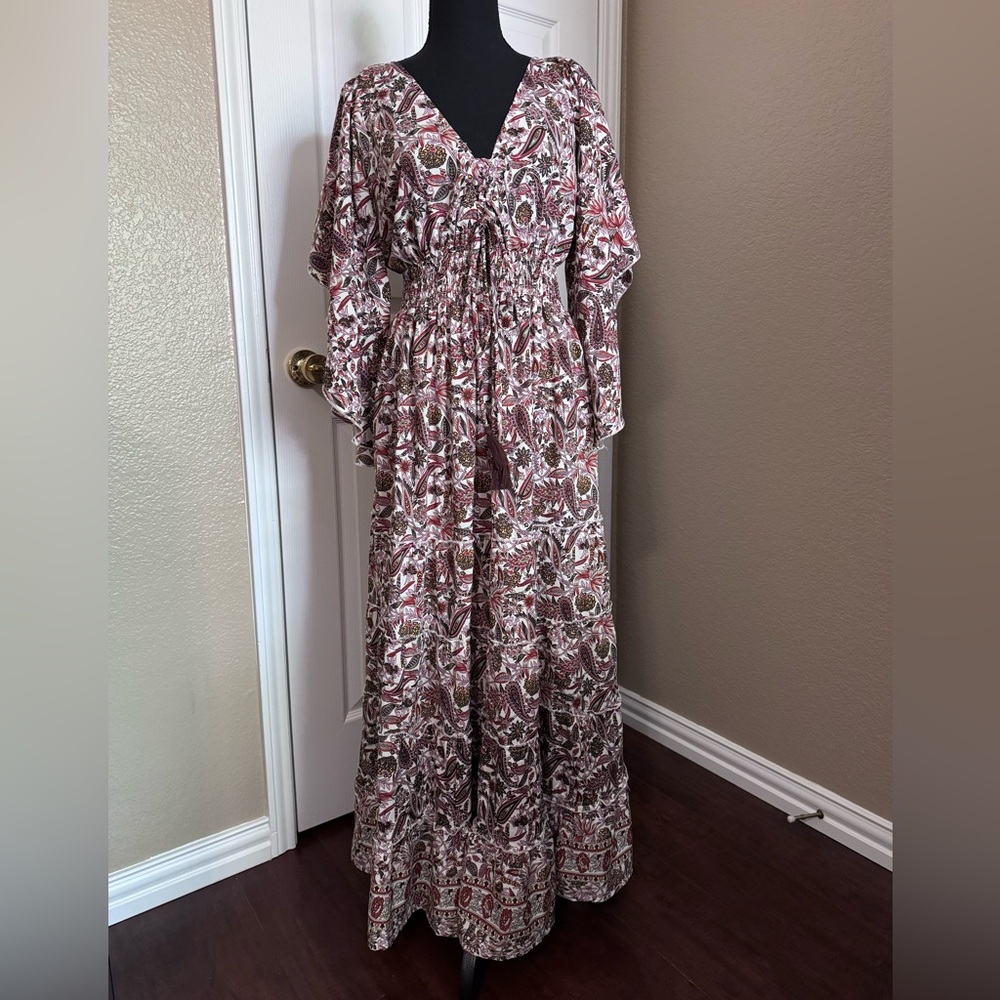Bohemian V-Neck Maxi Dress in Pink Paisley